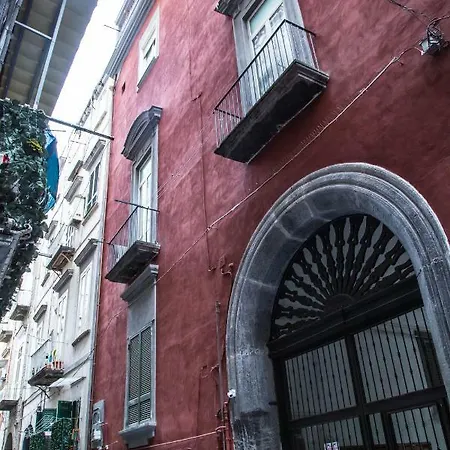 Domus Donnaregina * Naples