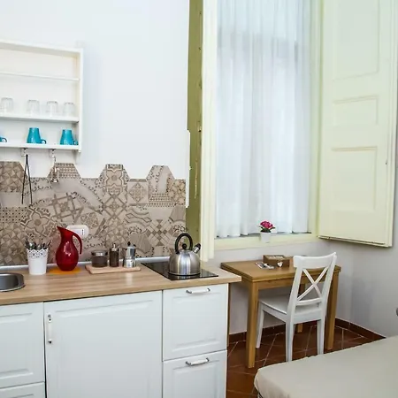 Domus Donnaregina Naples